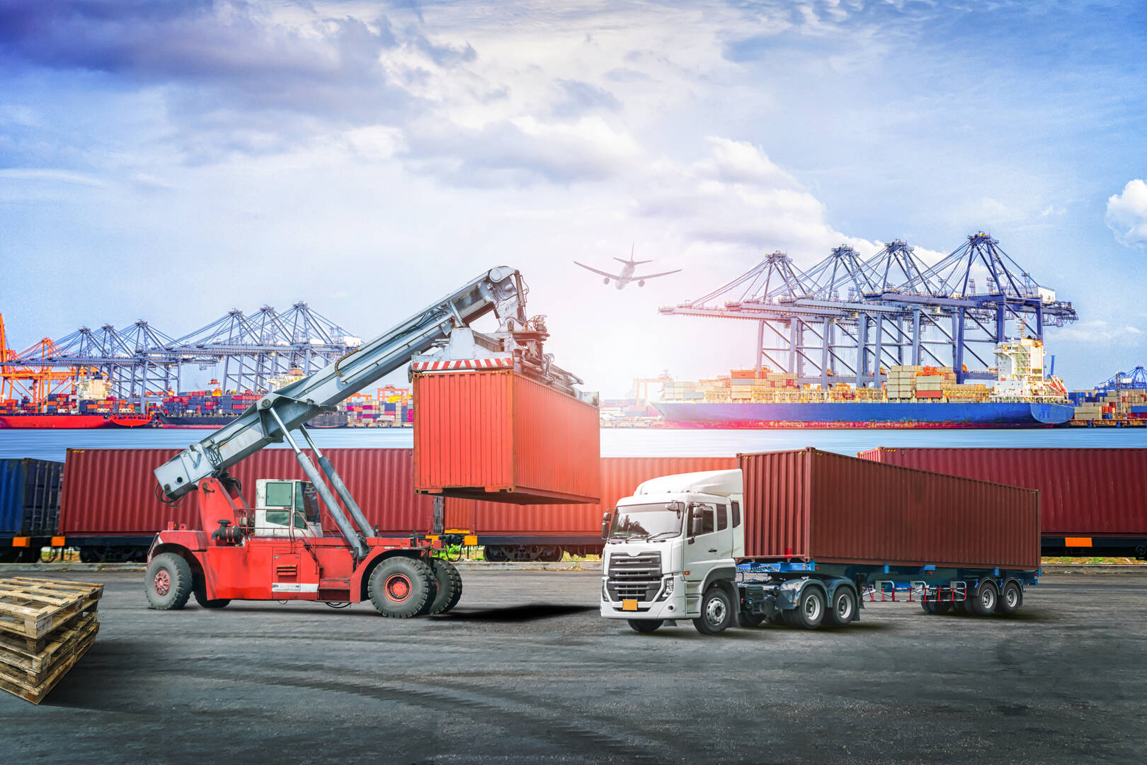 Goldsprings Heavy Haulage logo