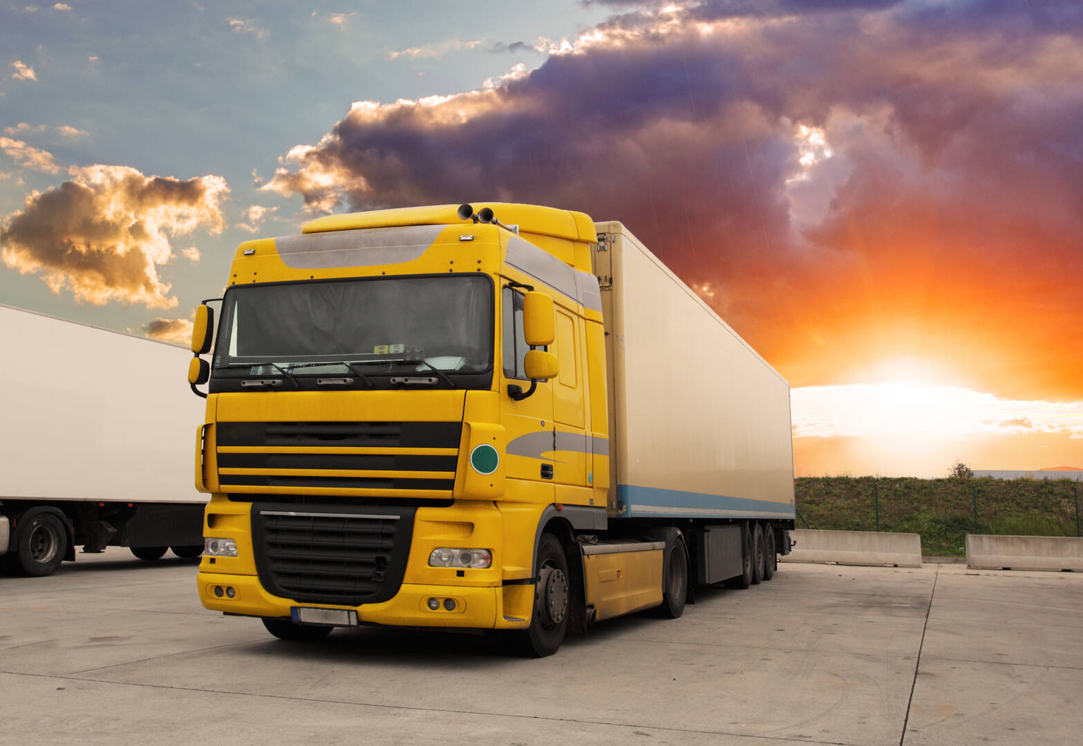 Jason Taylor Moving & Storage logo