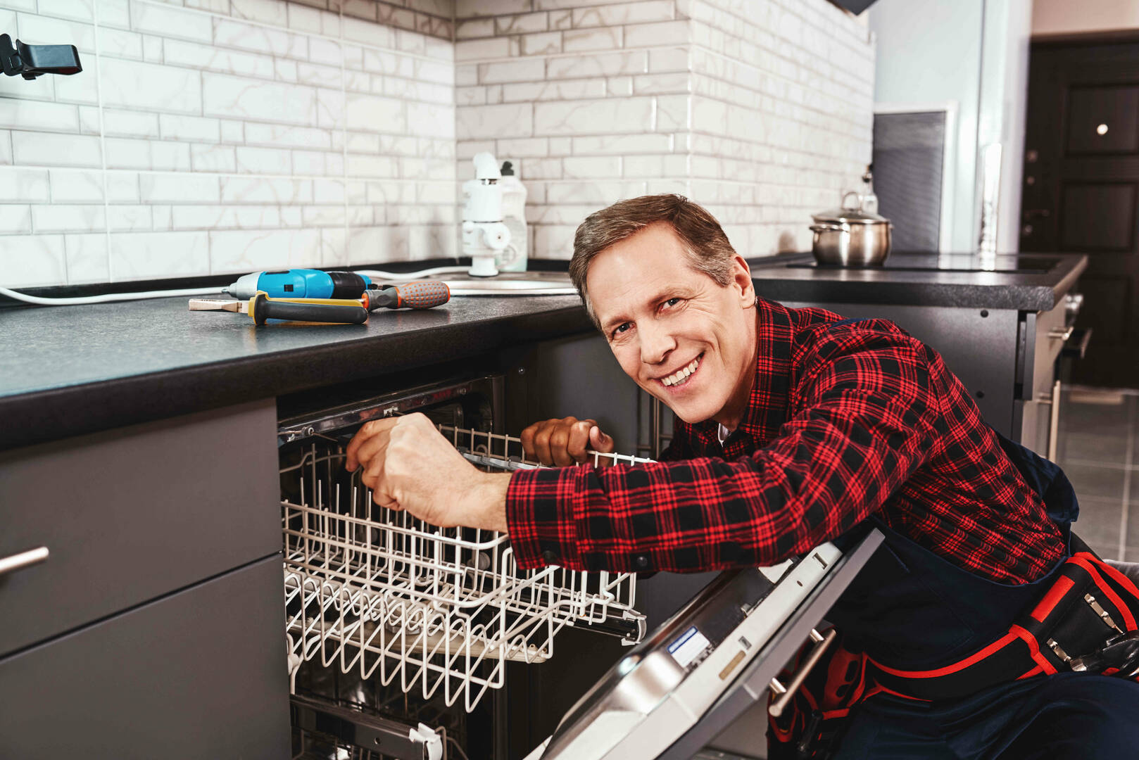 Andy's Appliance Repair logo
