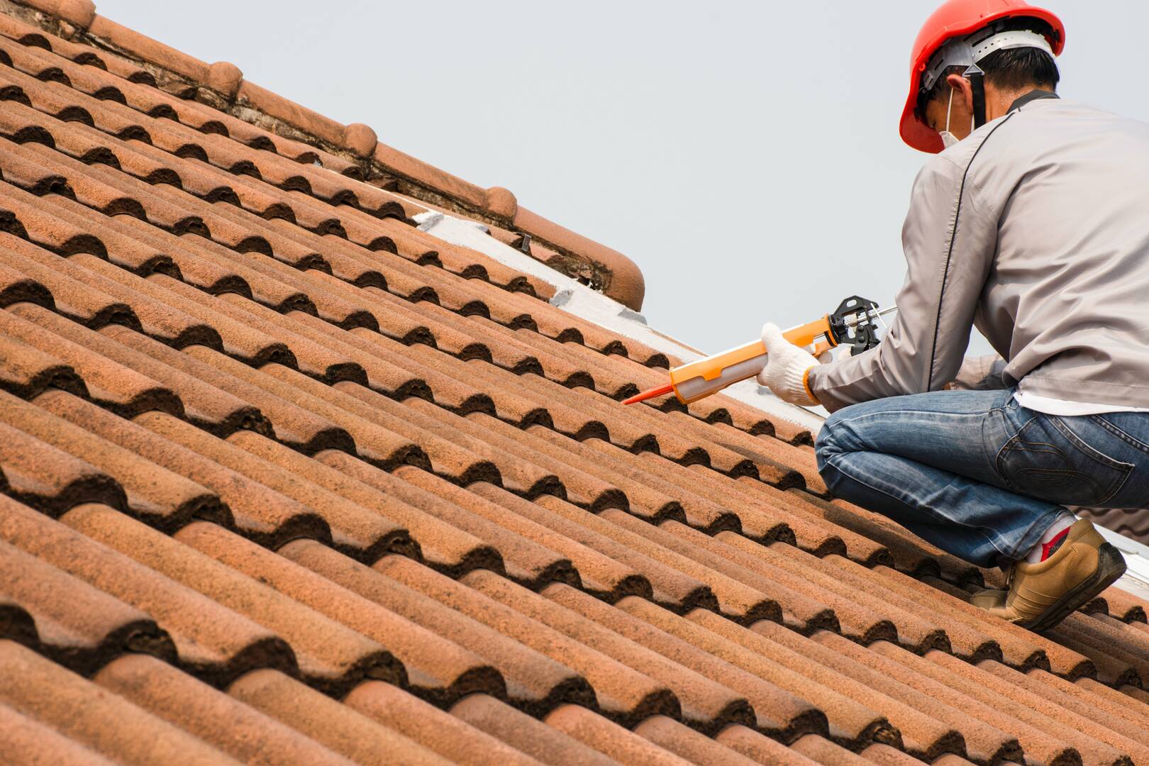 Affordable Roofing and Gutters  logo