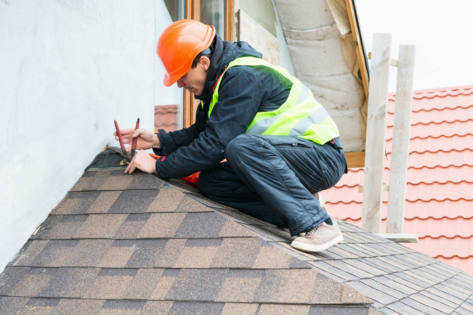 Loyalty Roofing & Construction logo