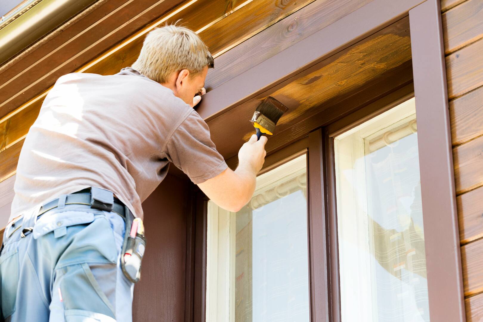 Budget Roofing Service logo