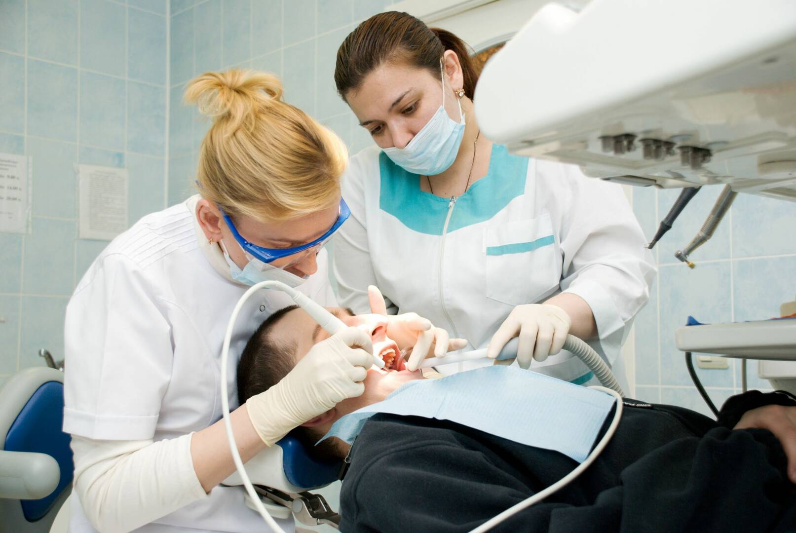 Healthy Smiles Dental logo