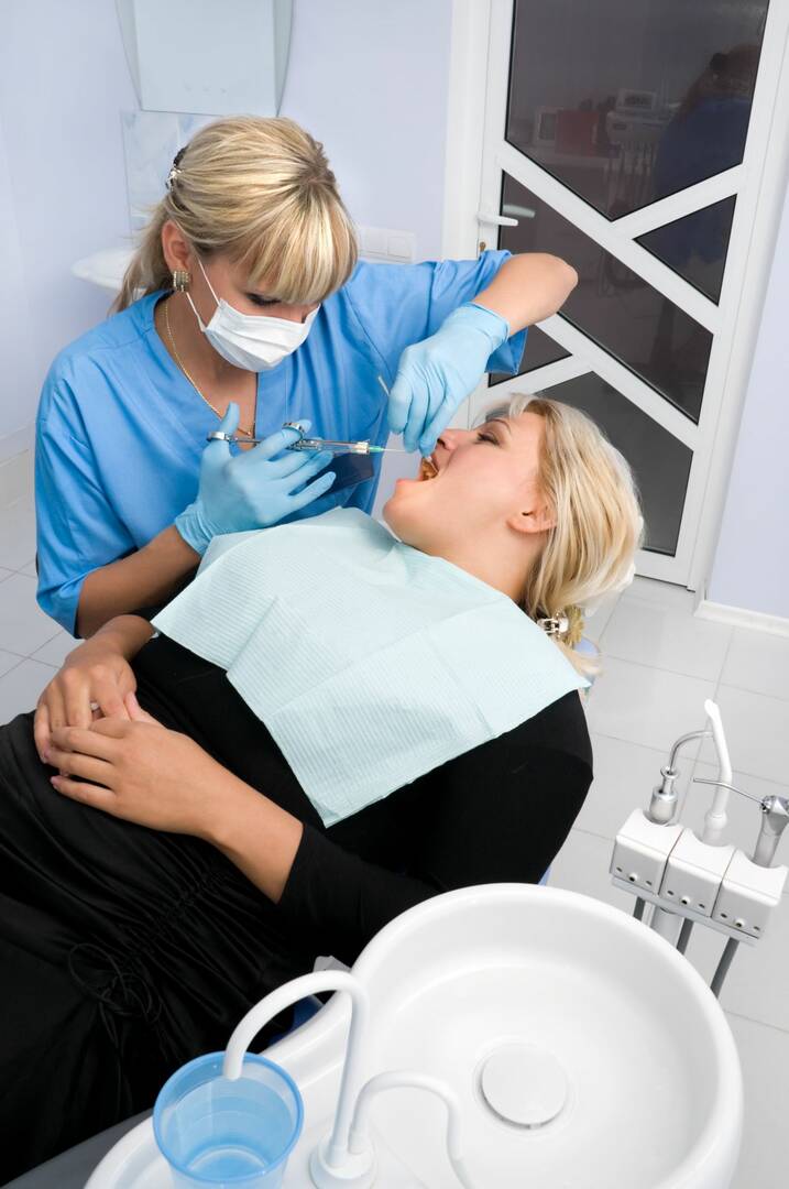 Shades Creek Dental logo
